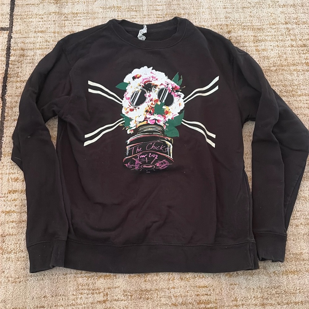 The chicks gaslighter tour sweatshirt